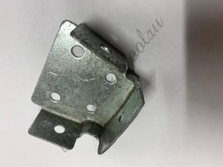 Соединитель нижний крепежный вертикальной стойки (Azuro DL 404/405/407) (1320154)