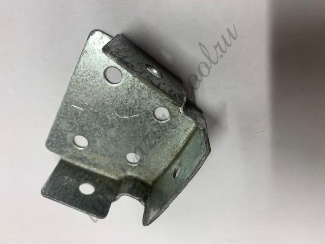 Соединитель нижний крепежный вертикальной стойки (Azuro DL 404/405/407) (1320154)